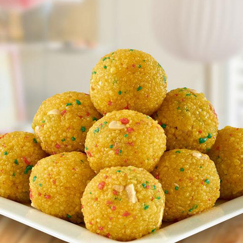 Healthy meti laddu made with fenugreek and jaggery traditional sweet
